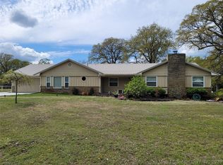 40 Grant French Addition Rd, Eufaula, OK 74432