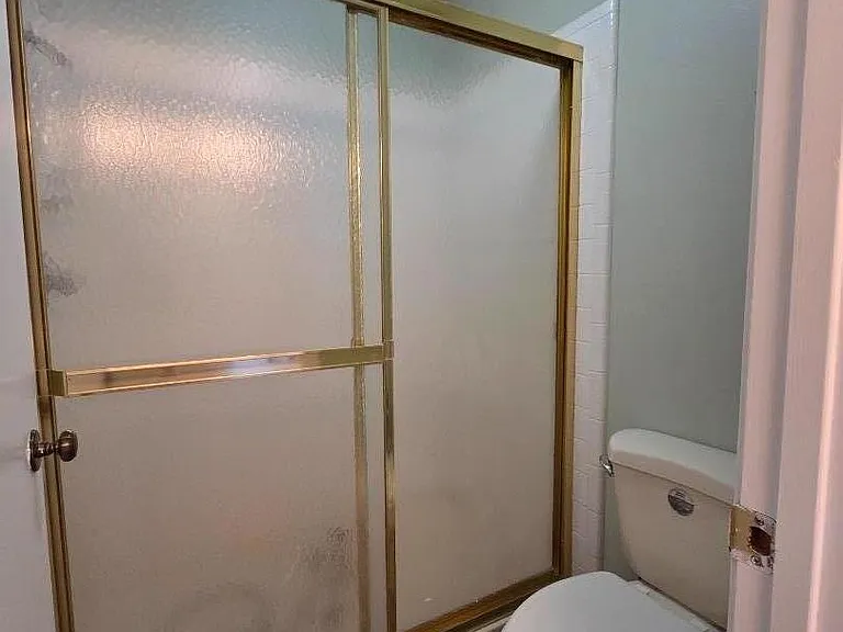 1884 Cherokee Dr #4 — Photo 4