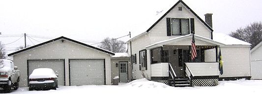 1st image of 1105 W Brown St