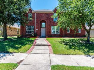206 Rain Tree Dr, Sunnyvale, TX 75182