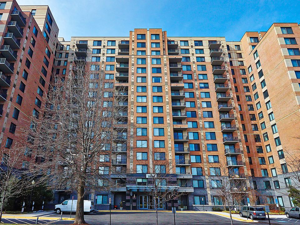 1st image of 2451 Midtown Ave Unit 1503