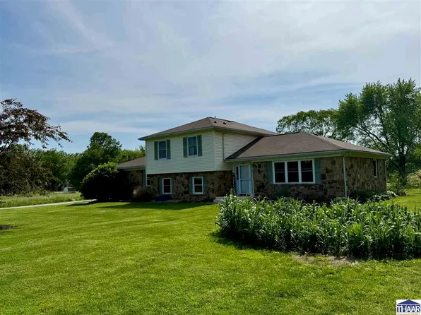 1615 E East Lake Dr, Sullivan, IN 47882