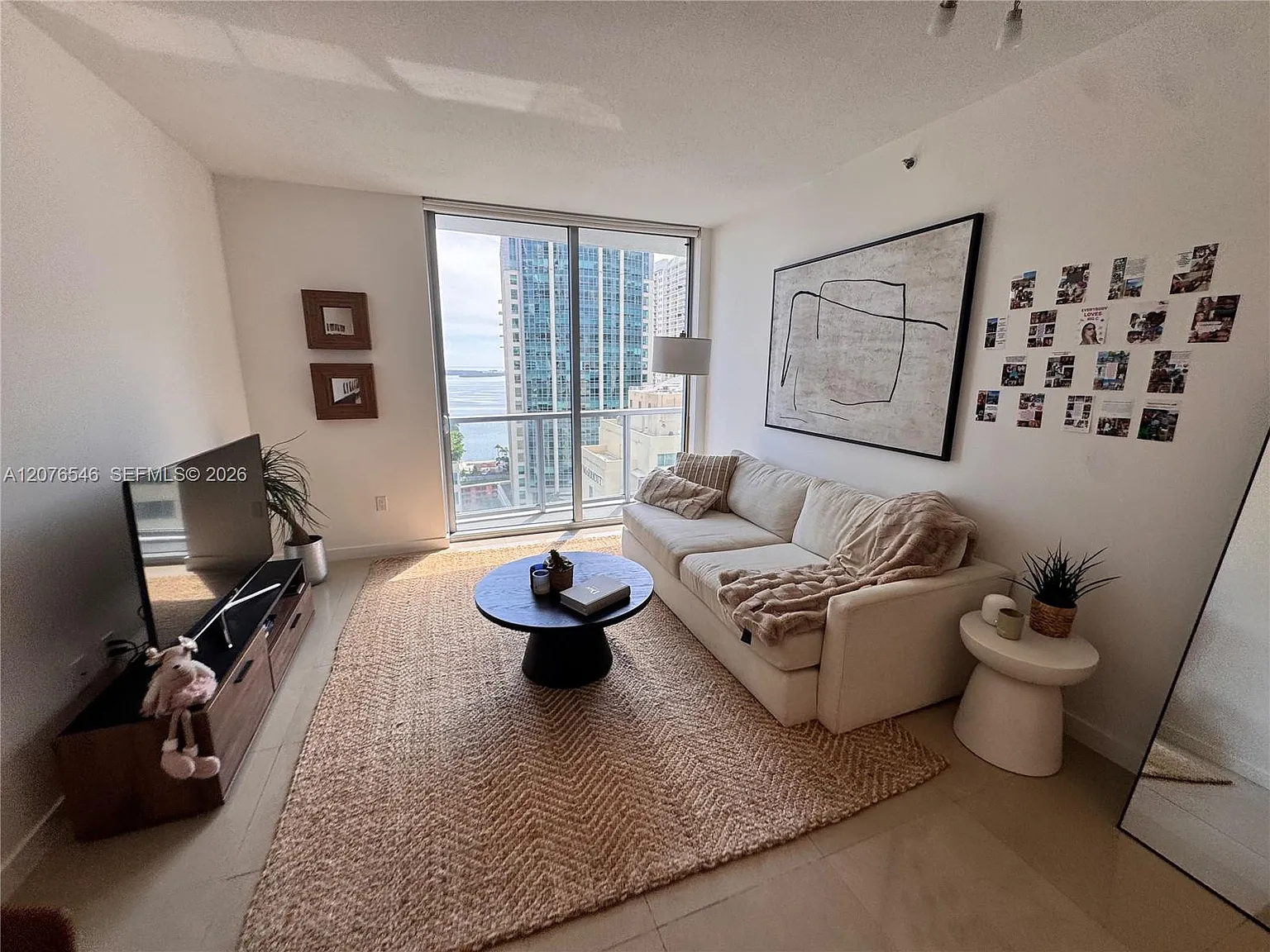 1060 Brickell Condo — Photo 2