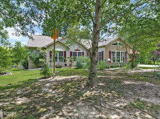 504 Ridge Top Dr, Jamestown, TN 38556