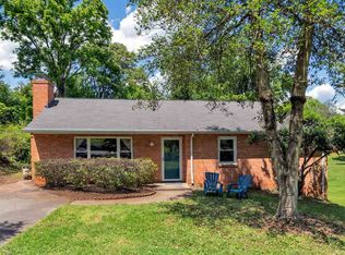 1315 Kenwood Ln, Charlottesville, VA