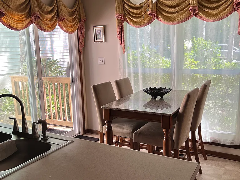 3102 Three Bridges Rd — Photo 5