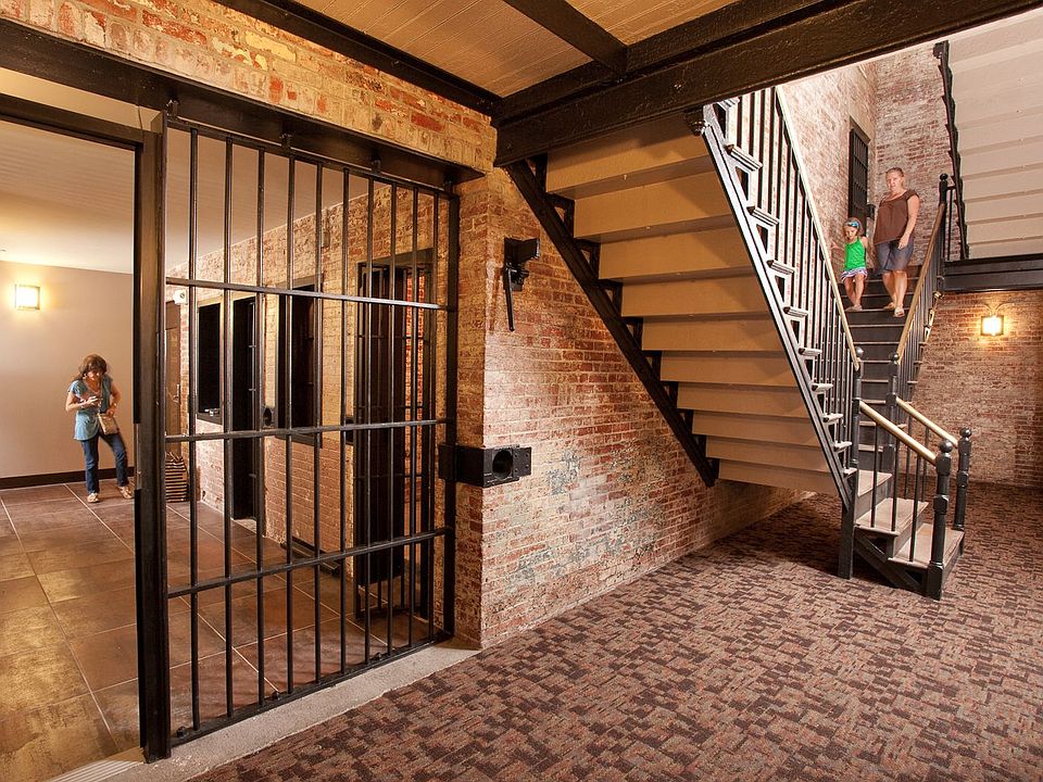 Olde Salem Jail 48 Saint Peter St Salem MA Zillow