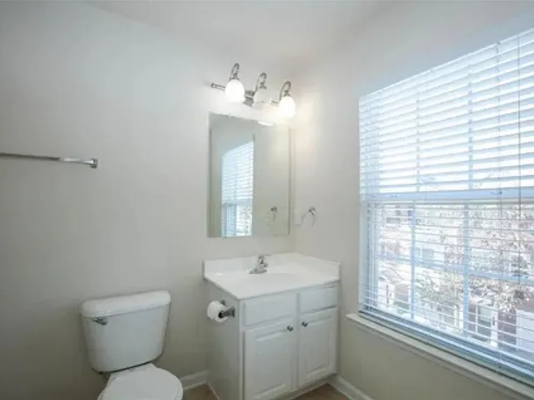 2210 Landing Walk Dr #2210 — Photo 13