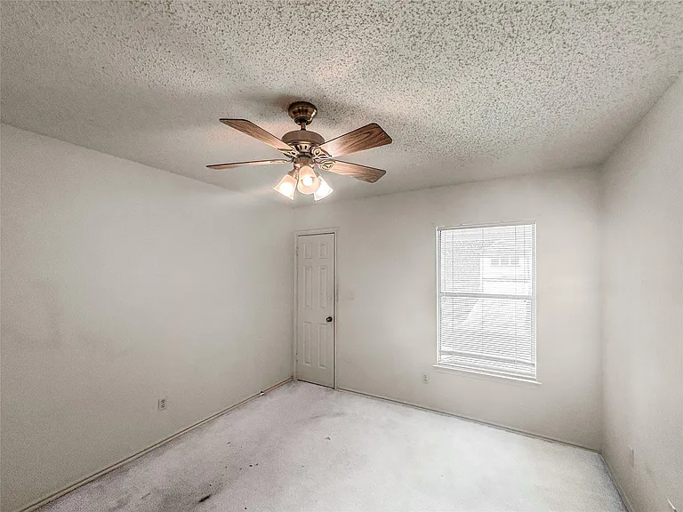 12951 Dionysus Dr — Photo 25