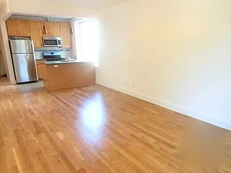 Rented by Rapid Realty Cobble Hill