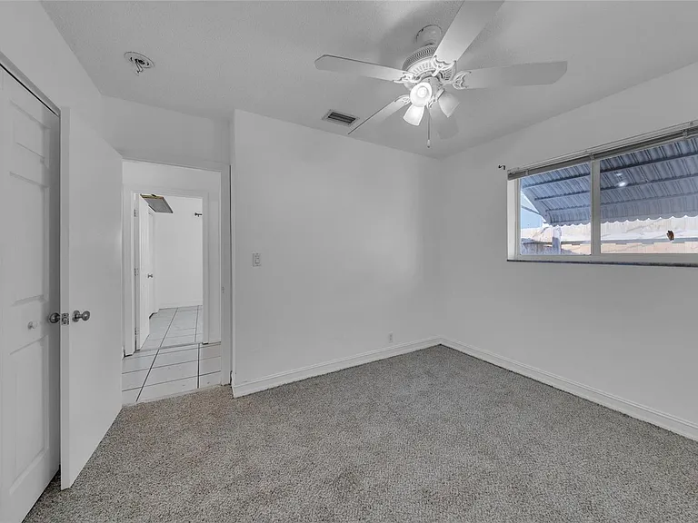 1906 NW 45th Ct — Photo 18