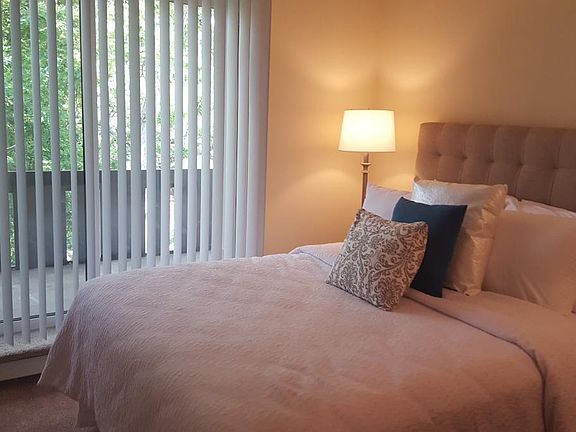 Queen Anne's Gate Apartments