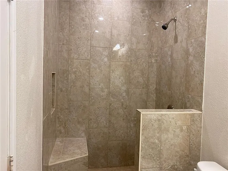 712 Estes Park — Photo 18