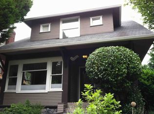 5246 12th Ave NE, Seattle, WA 98105