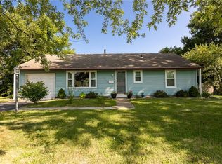 400 NE 67th Ter, Gladstone, MO 64118