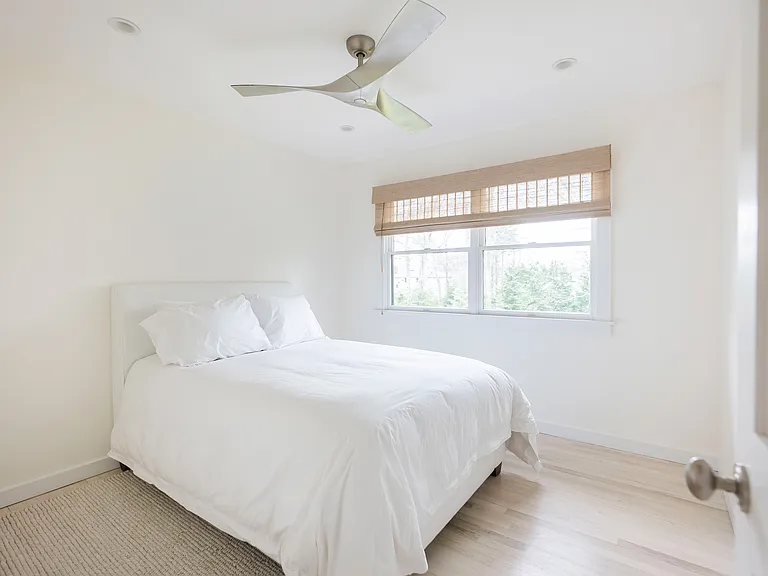 35 Sylvan Ln — Photo 11