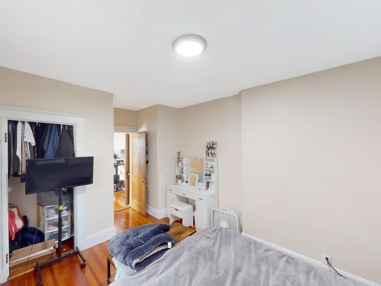 11 Heath St #1 — Photo 8