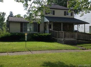 636 76th St, Niagara Falls, NY 14304