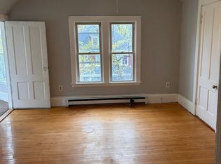 17 Glenwood Ave APT 3, Portland, ME 04103