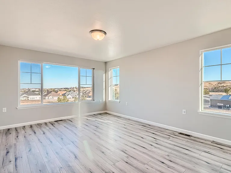 190 Mohawk Cir — Photo 16