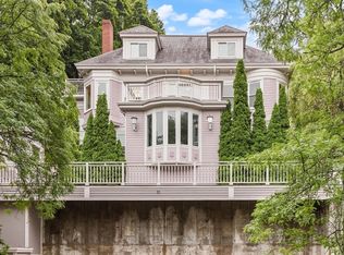 91 University Rd APT 2, Brookline, MA 02445