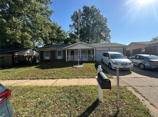 4586 Thicket Dr, Saint Louis, MO