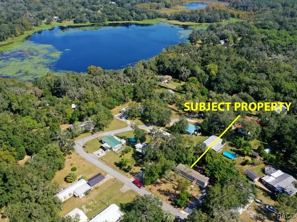 8281 S Lake Consuella Dr, Floral City, FL 34436