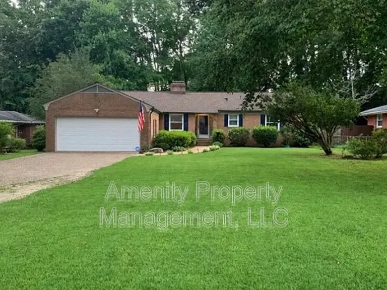 35 Curtis Dr — Photo 3