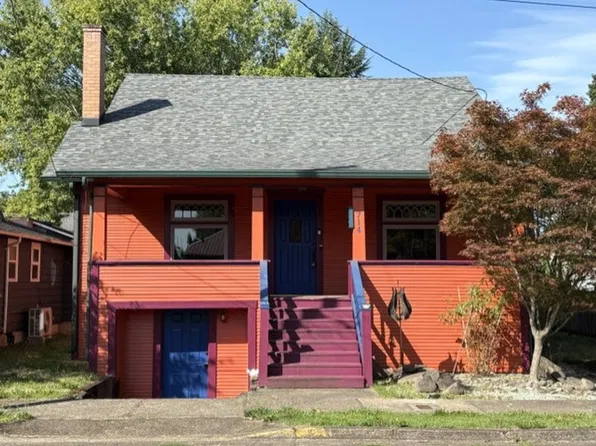 714 Montgomery St SE, Albany, OR 97321