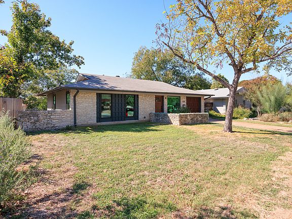 4th image of 8502 Putnam Dr