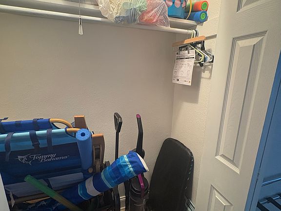 5th image of 90 144th Ave APT 6