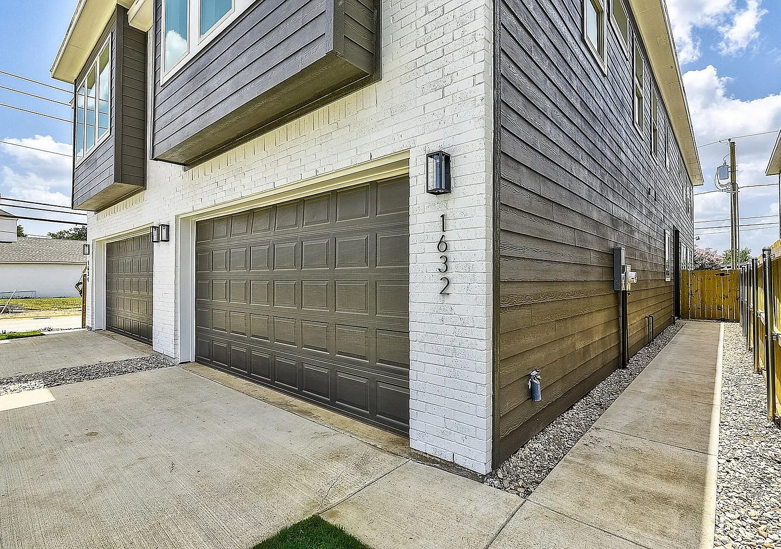 Luxury Living Redefined in the Heart of Fort Worth. — Photo 2