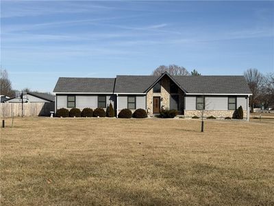 11808 E 246th St, Peculiar, MO, 64078