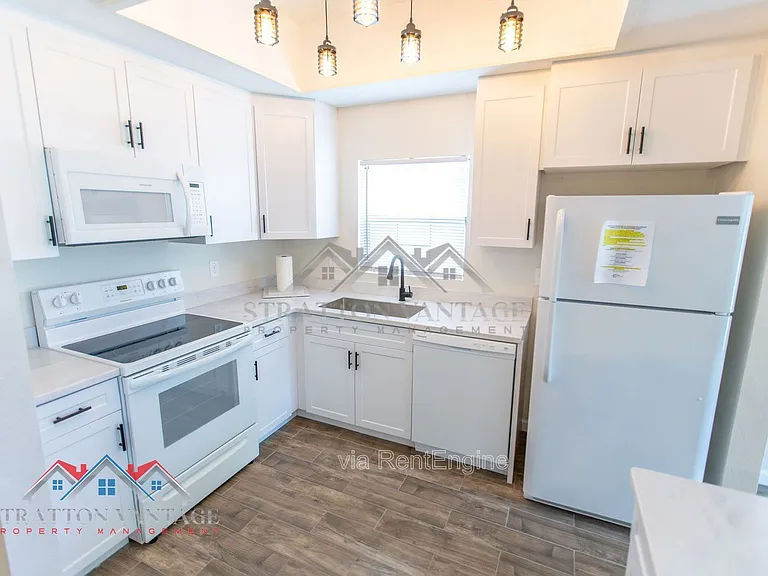 20 S Buena Vista Ave #208 — Photo 14