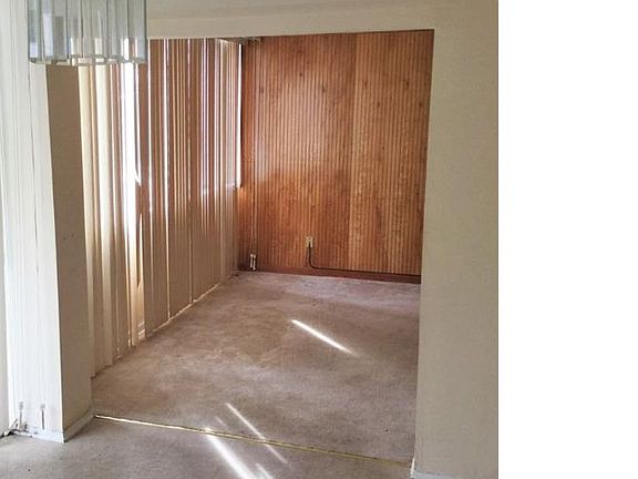 5th image of 301 Colony Dr #301