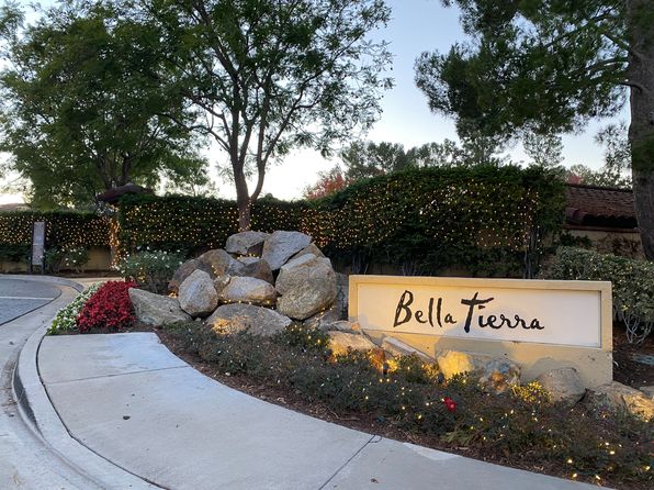 25511 Indian Hill Ln