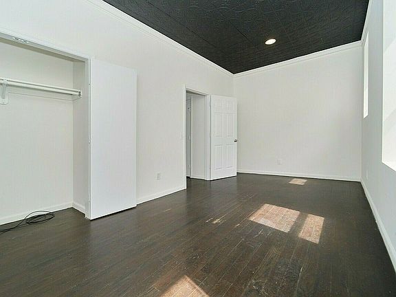 4th image of 147 W 111th St #6B