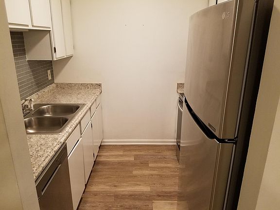 4th image of 2929 Selena Dr APT K143