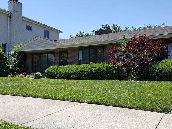 2nd image of 7138 N Kilpatrick Ave