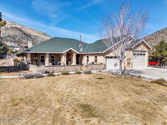 1962 Comstock Dr, Gardnerville, NV 89410