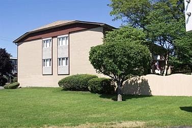 1st image of 4739 W 105th St #2022