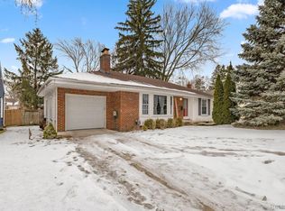 4255 Samoset Rd, Royal Oak, MI 48073