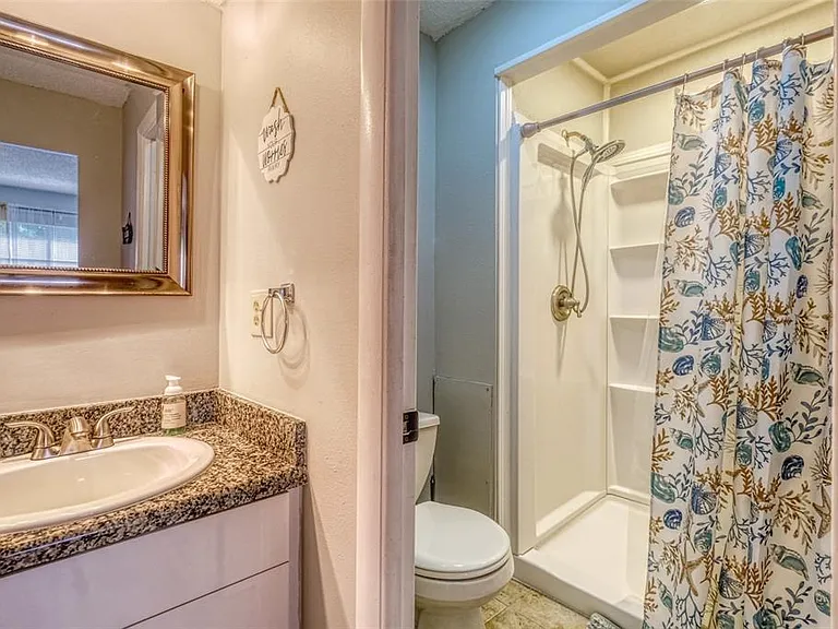 13714 Mission Oaks Blvd #13714 — Photo 15