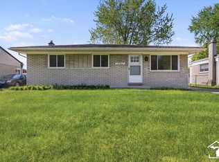 25647 Baker St, Taylor, MI 48180