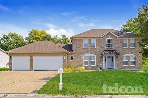 302 Estate Dr Photo 1