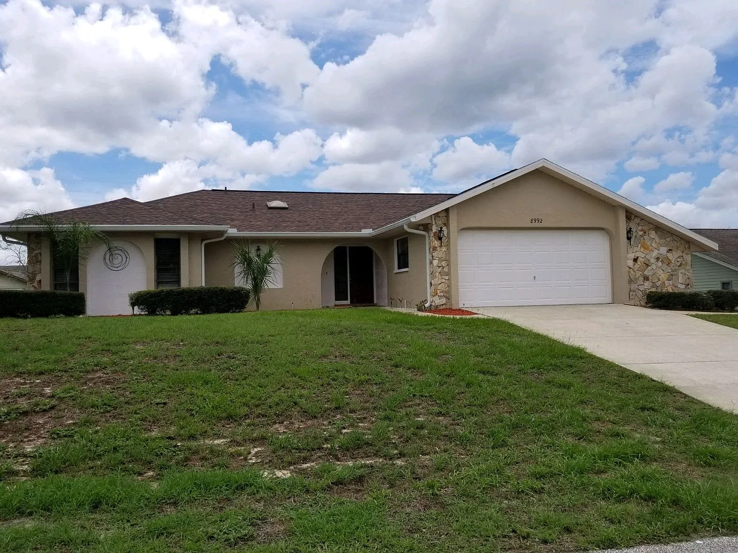 2 Bedroom 2 bathroom home for Rent in Weeki Wachee FL! — Photo 1