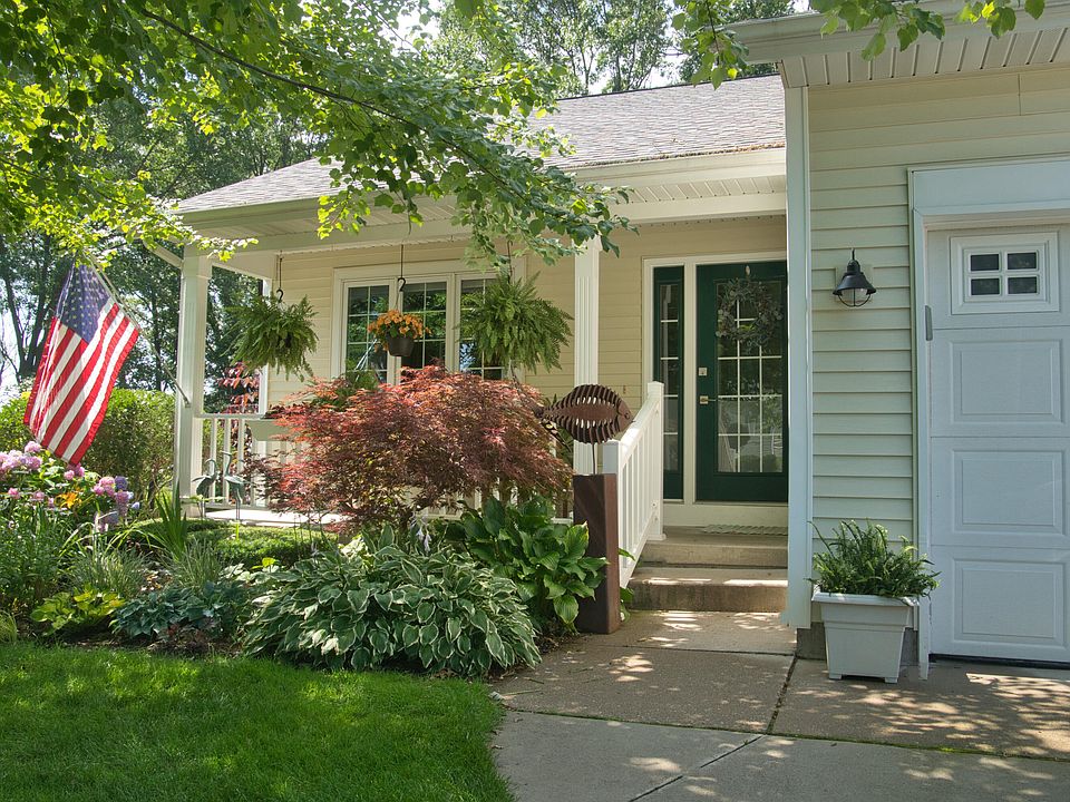 1st image of 15174 Bayou Point Pl #6