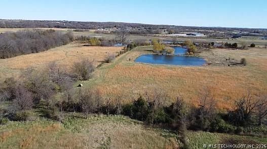 2nd image of 16509 N Bryant Rd