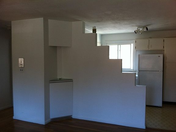 Dining/living room area