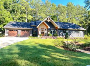 1228 Summerall Gate Rd, Anniston, AL 36205